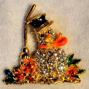 Holiday Christmas Rhinestone Gold Tone Snowman Brooch